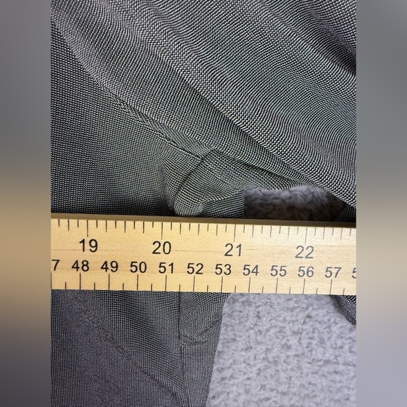 Chicos travelers waterfall cardigan slinky material size M preowned - Picture 5 of 6